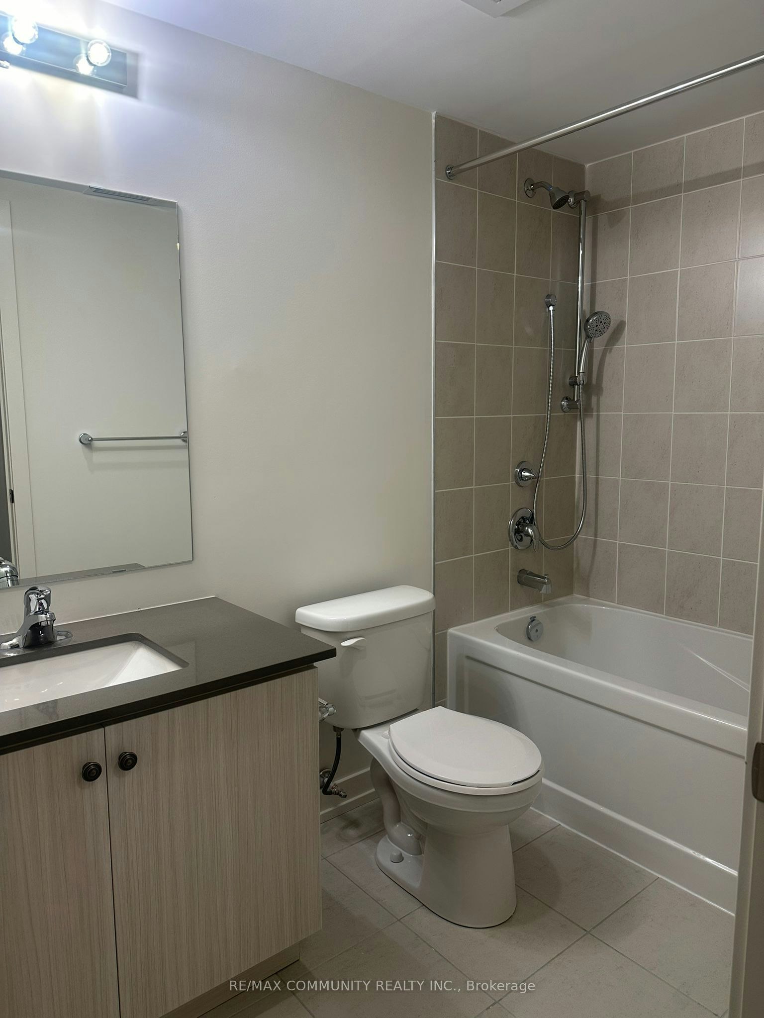 2103-58 Elizabeth Street S, Richmond Hill, ON, L4C 5W2 - 9