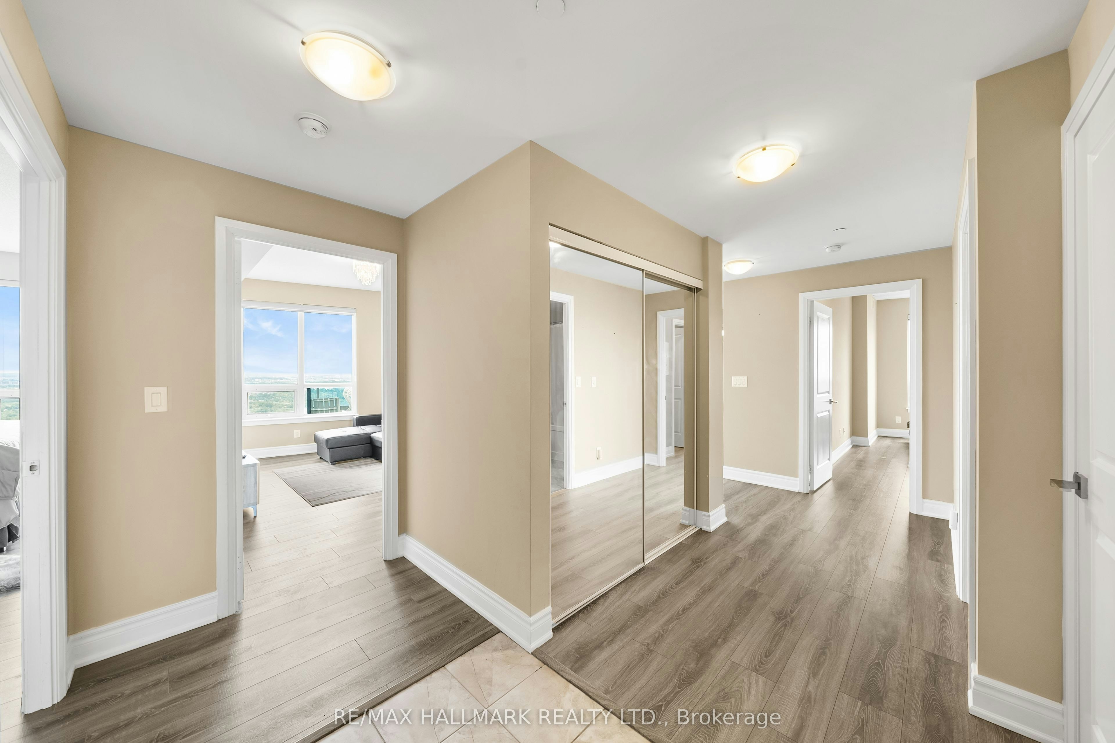 PH301-7171 Yonge Street, Vaughan, ON, L3T 0C5 - 5