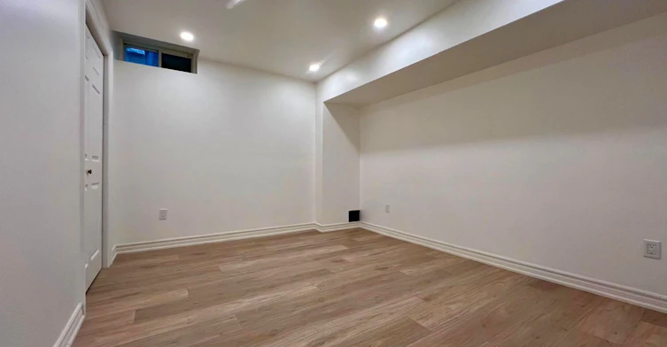 99 Ascalon Drive, Vaughan, ON, L6A 0M4 - 10