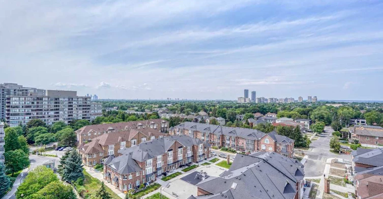 Ph101-5 Emerald Lane, Vaughan, ON, L4J 8P7 - 31