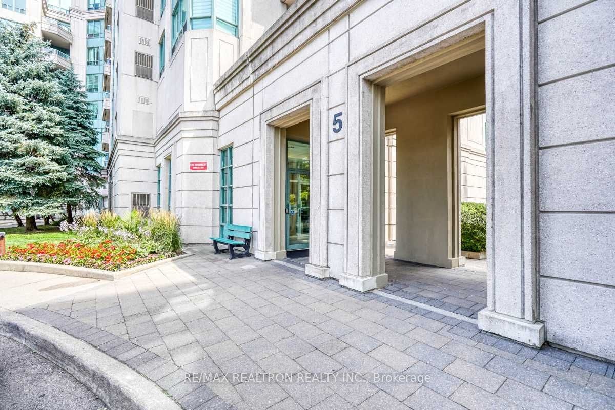 Ph101-5 Emerald Lane, Vaughan, ON, L4J 8P7 - 2