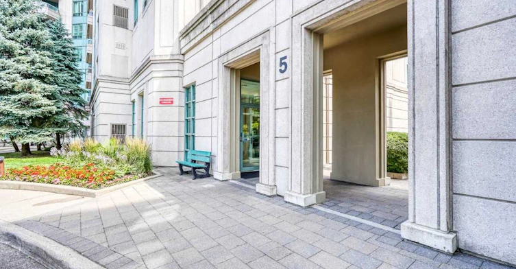 Ph101-5 Emerald Lane, Vaughan, ON, L4J 8P7 - 2