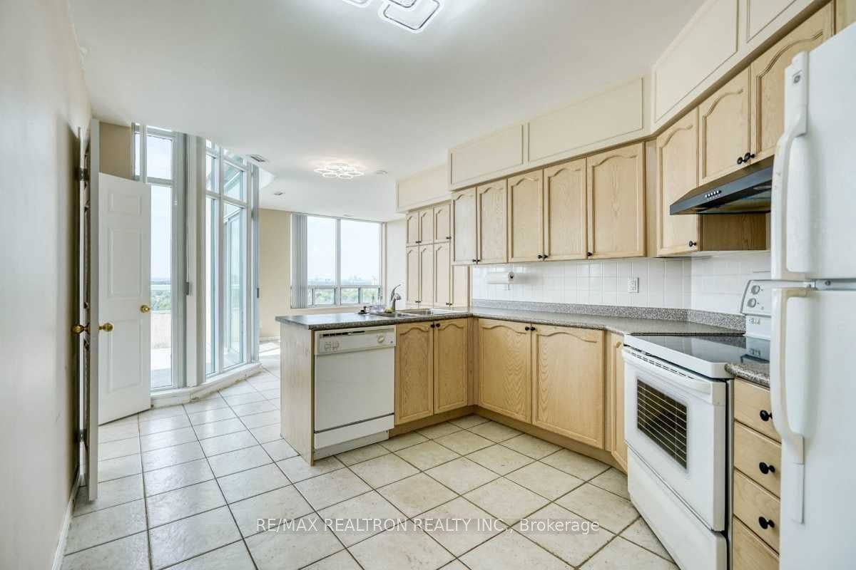 Ph101-5 Emerald Lane, Vaughan, ON, L4J 8P7 - 9