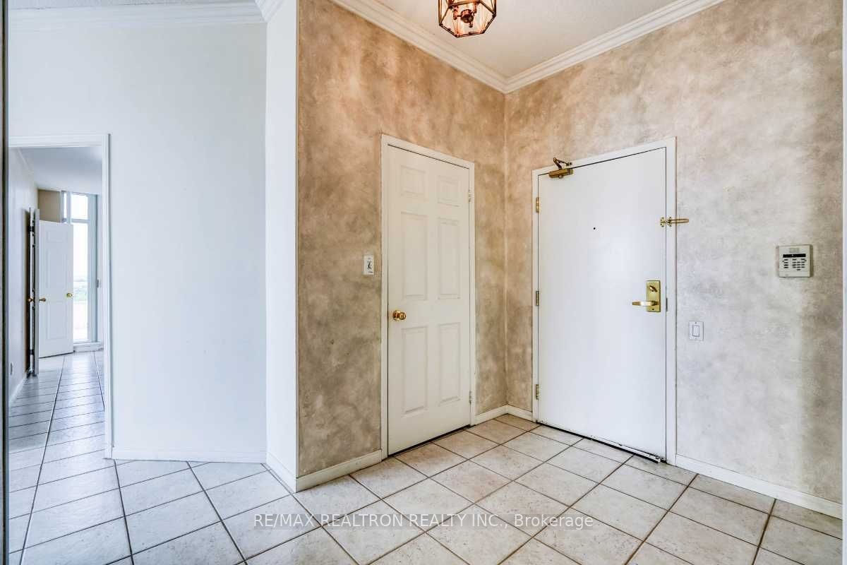 Ph101-5 Emerald Lane, Vaughan, ON, L4J 8P7 - 4