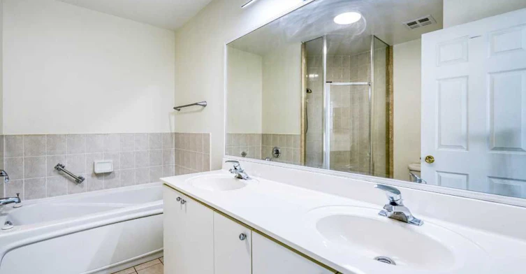 Ph101-5 Emerald Lane, Vaughan, ON, L4J 8P7 - 21