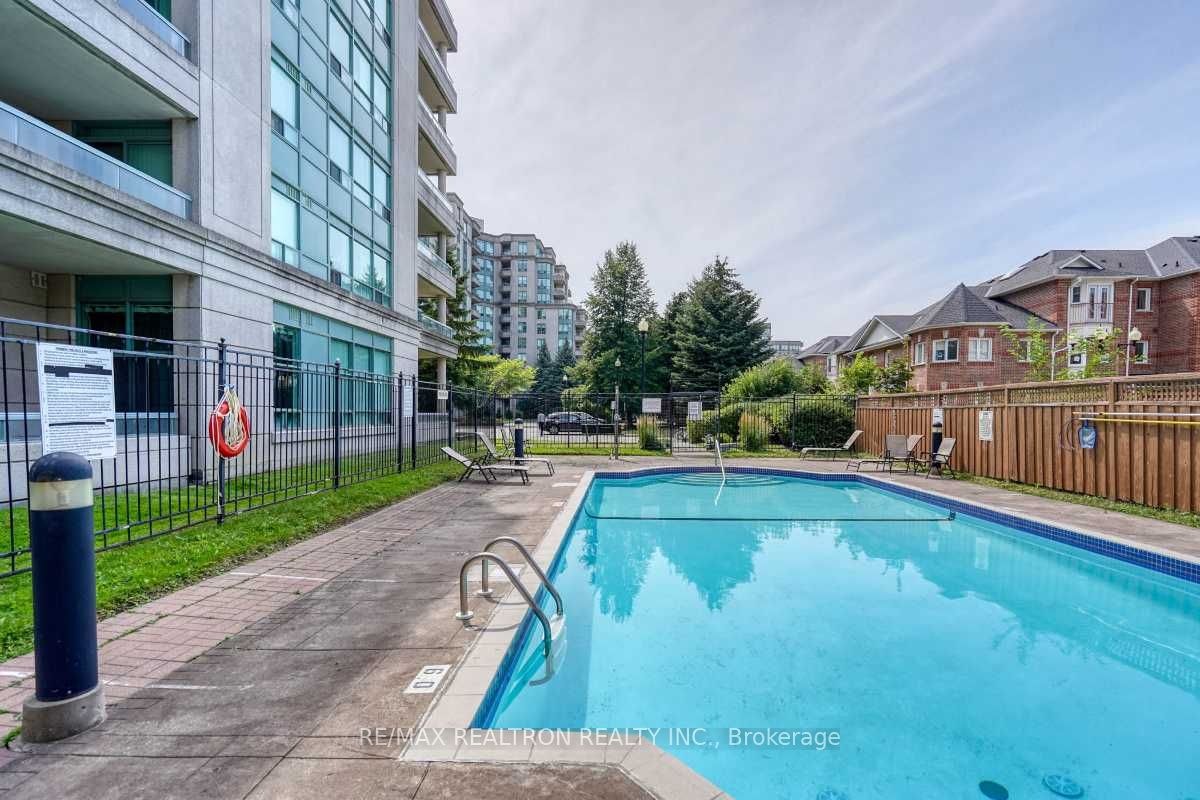 Ph101-5 Emerald Lane, Vaughan, ON, L4J 8P7 - 32