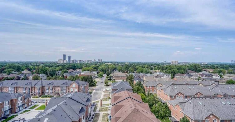 Ph101-5 Emerald Lane, Vaughan, ON, L4J 8P7 - 30