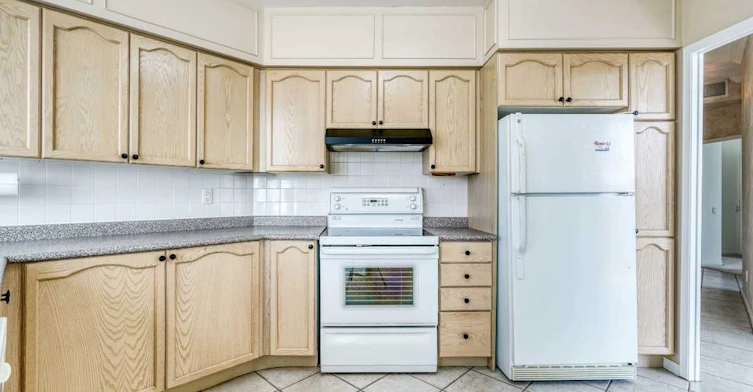 Ph101-5 Emerald Lane, Vaughan, ON, L4J 8P7 - 11