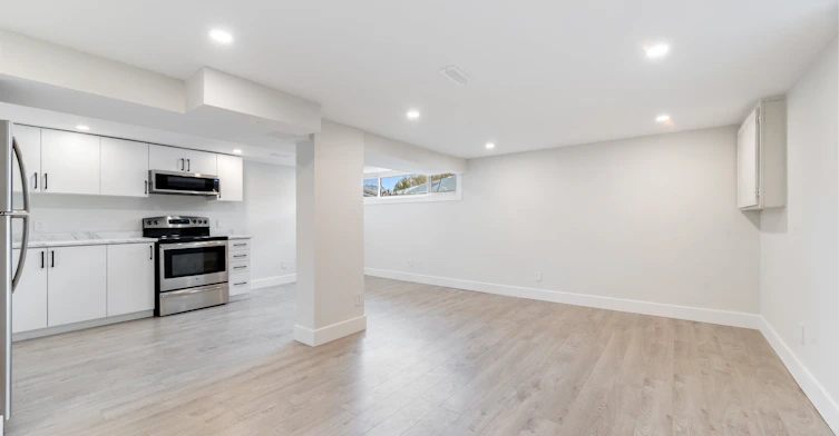Basemnt-112 Walter Avenue, Newmarket, ON, L3Y 2T6 - 5