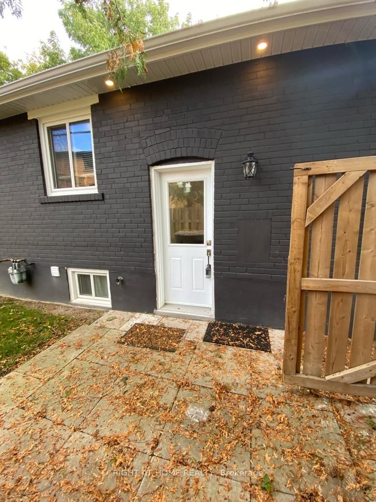 Basemnt-112 Walter Avenue, Newmarket, ON, L3Y 2T6 - 3