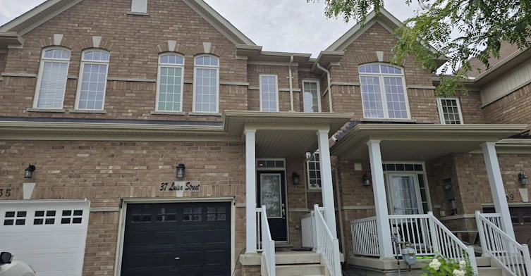 37 Luisa Street, Bradford West Gwillimbury, ON, L3Z 0P2 - 2