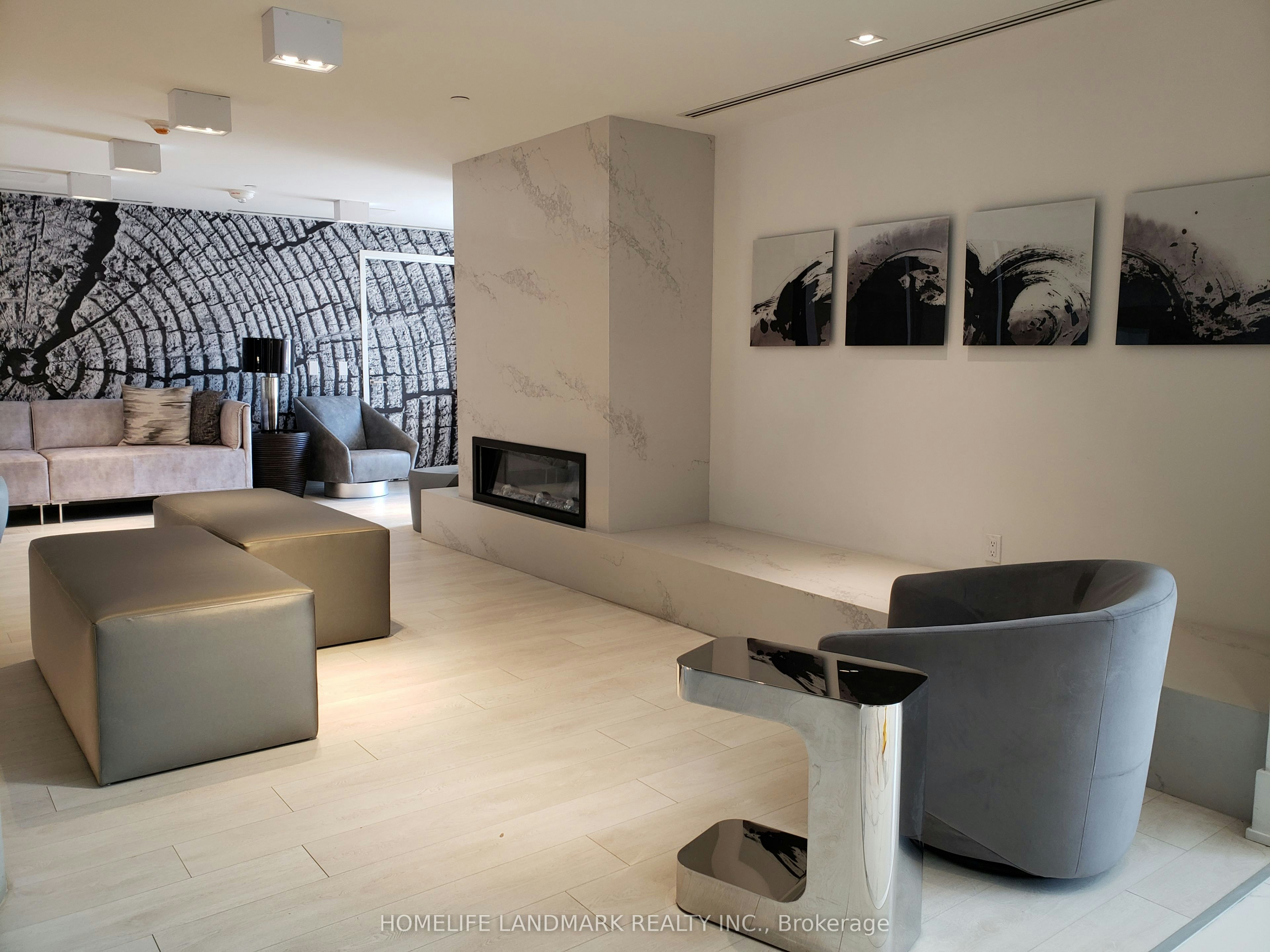 213-2916 Highway 7 West Road, Vaughan, ON, L4R 0K6 - 4
