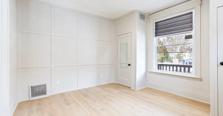 Main Floor-443 Ontario Street, Newmarket, ON, L3Y 2K6 - 18