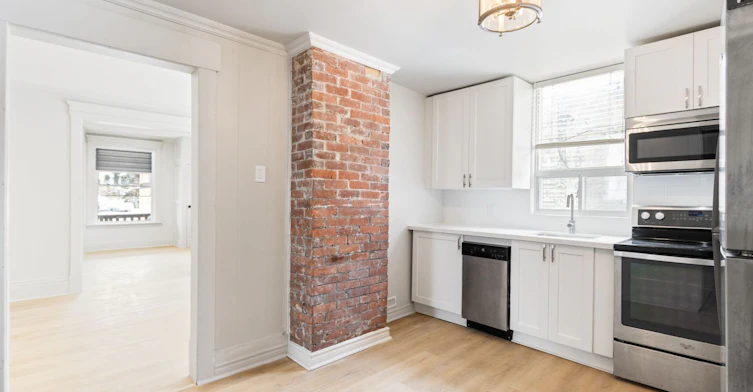 Main Floor-443 Ontario Street, Newmarket, ON, L3Y 2K6 - 10