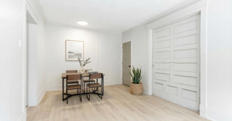 Main Floor-443 Ontario Street, Newmarket, ON, L3Y 2K6 - 14