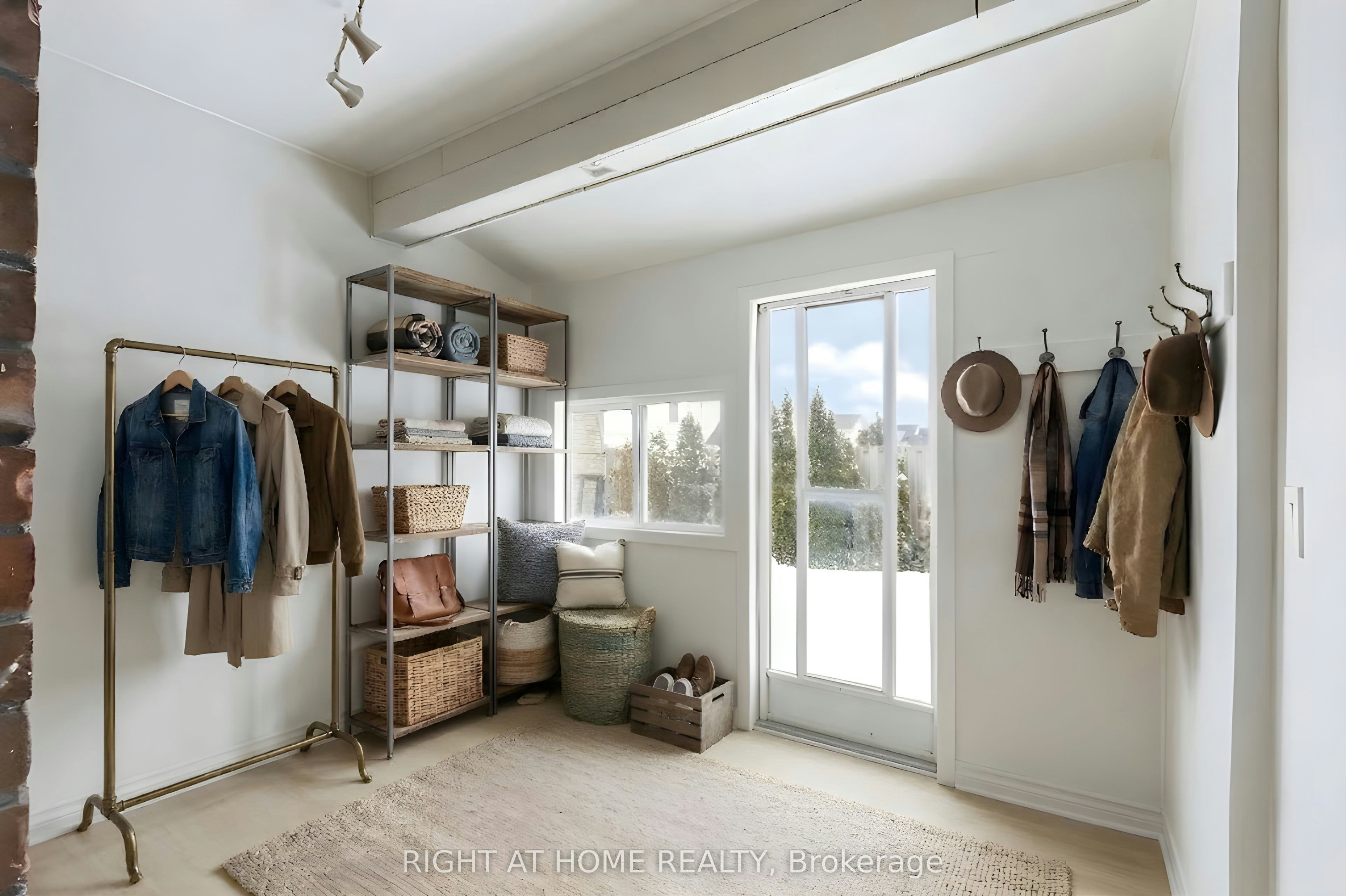 Main Floor-443 Ontario Street, Newmarket, ON, L3Y 2K6 - 5