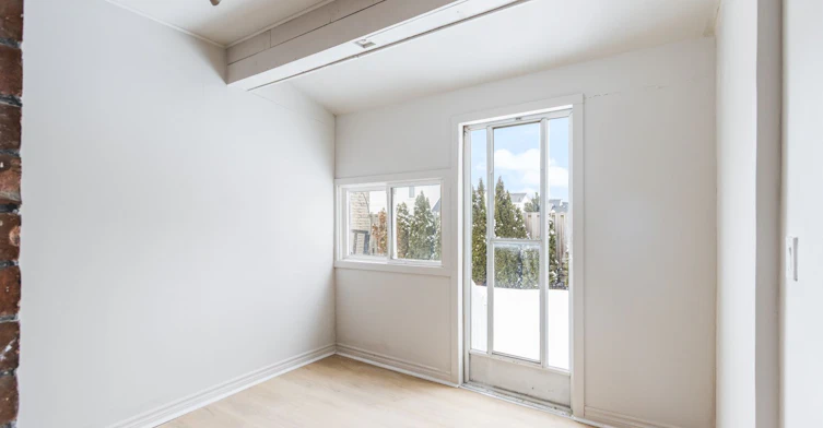 Main Floor-443 Ontario Street, Newmarket, ON, L3Y 2K6 - 7