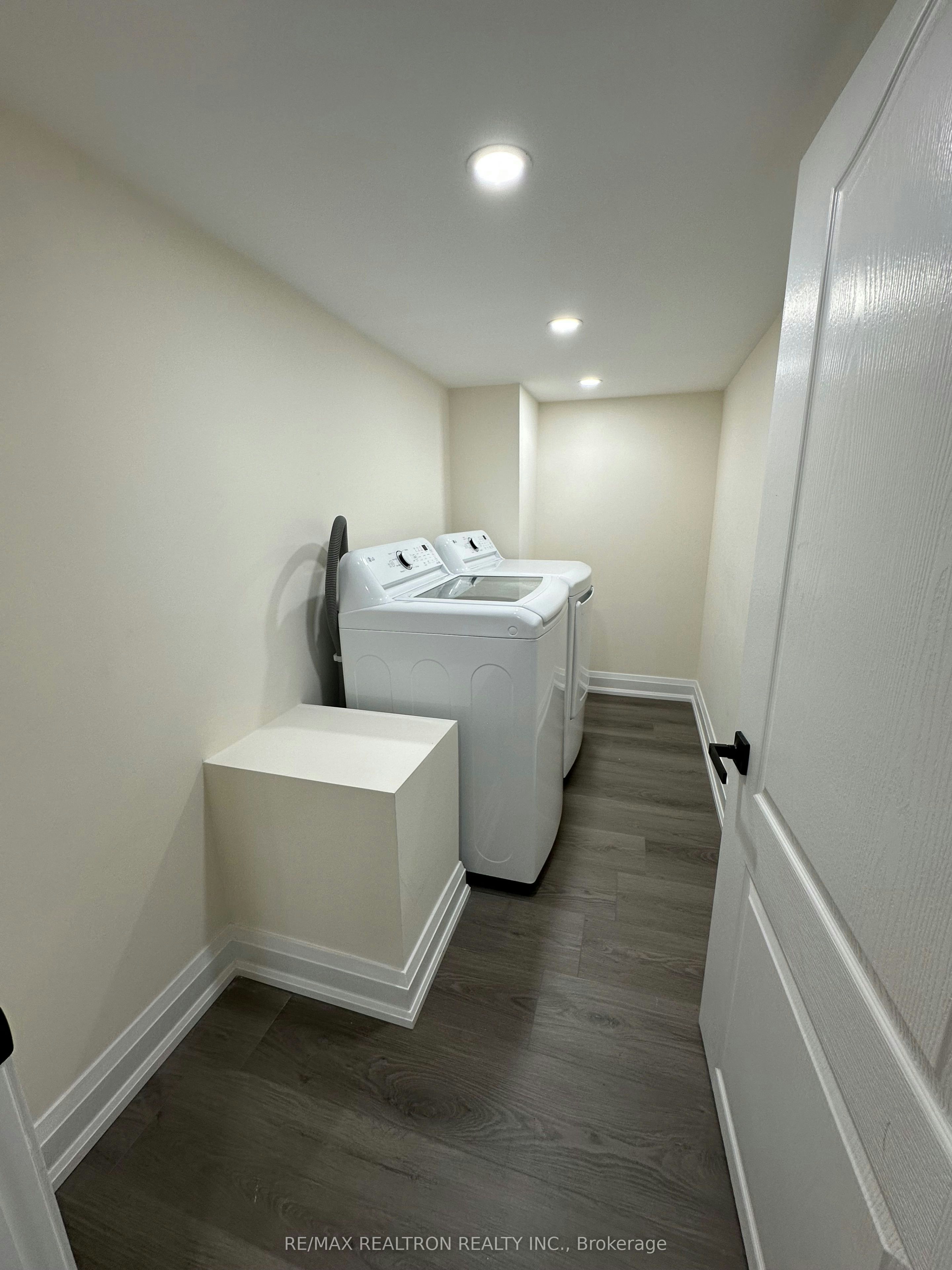 BSMT-91 Fallharvest Way, Whitchurch-Stouffville, ON, L4A 4W4 - 9