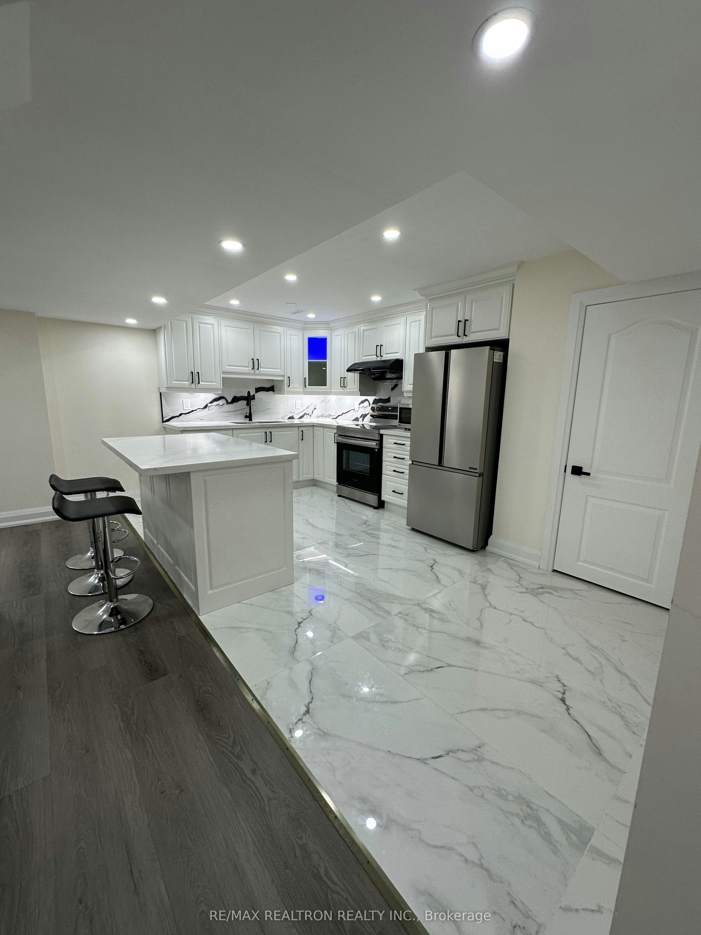 BSMT-91 Fallharvest Way, Whitchurch-Stouffville, ON, L4A 4W4 - 3
