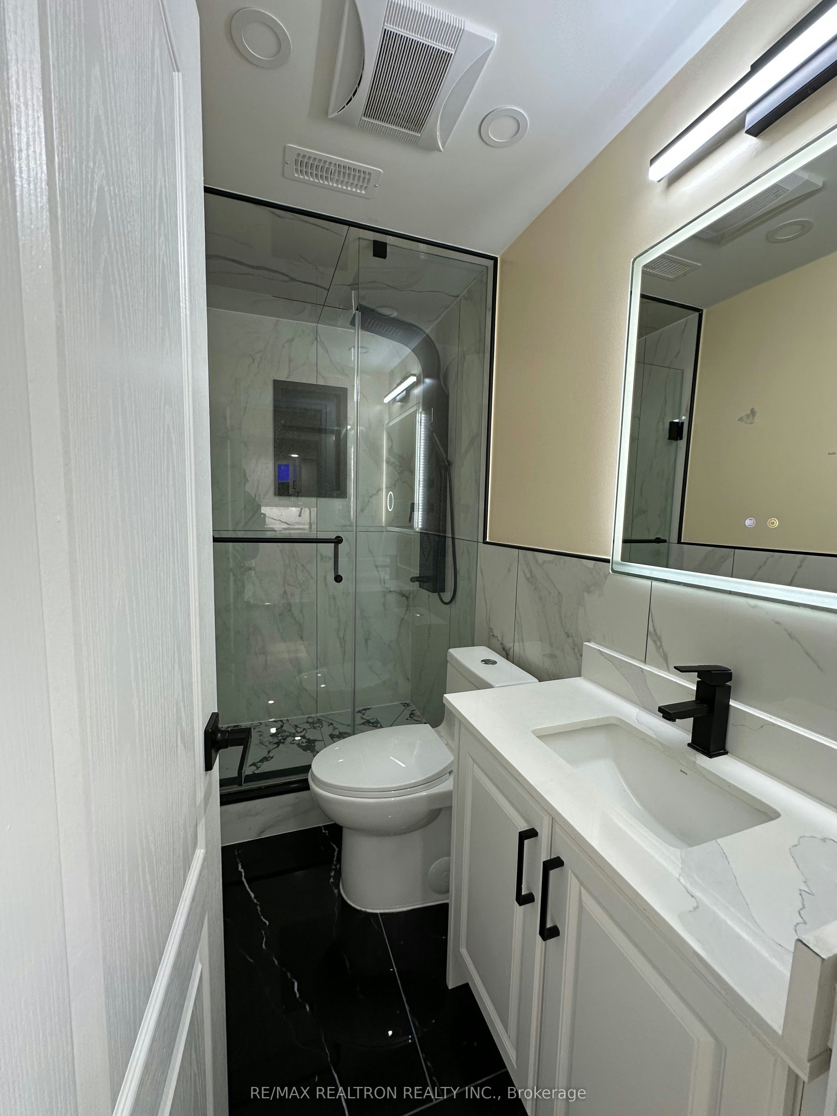 BSMT-91 Fallharvest Way, Whitchurch-Stouffville, ON, L4A 4W4 - 11