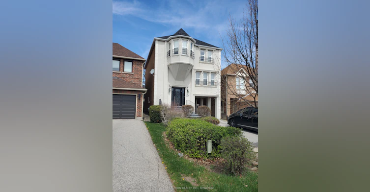 44 Roxborough Lane, Vaughan, ON, L4J 4T1