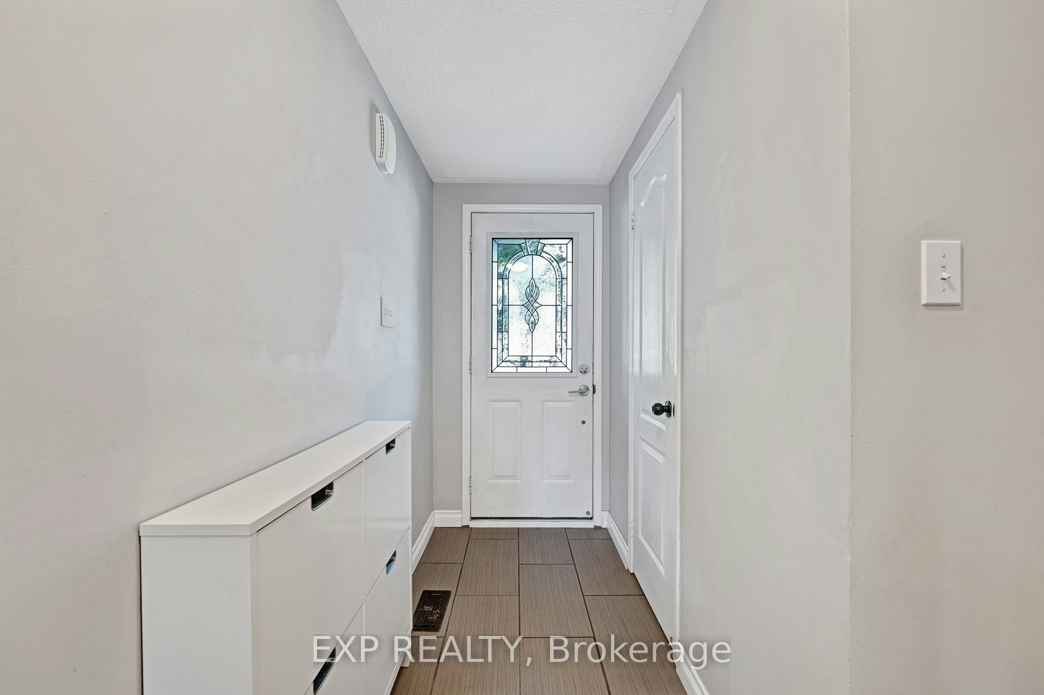 117 Mugford Road, Aurora, ON, L4G 7J5 - 24