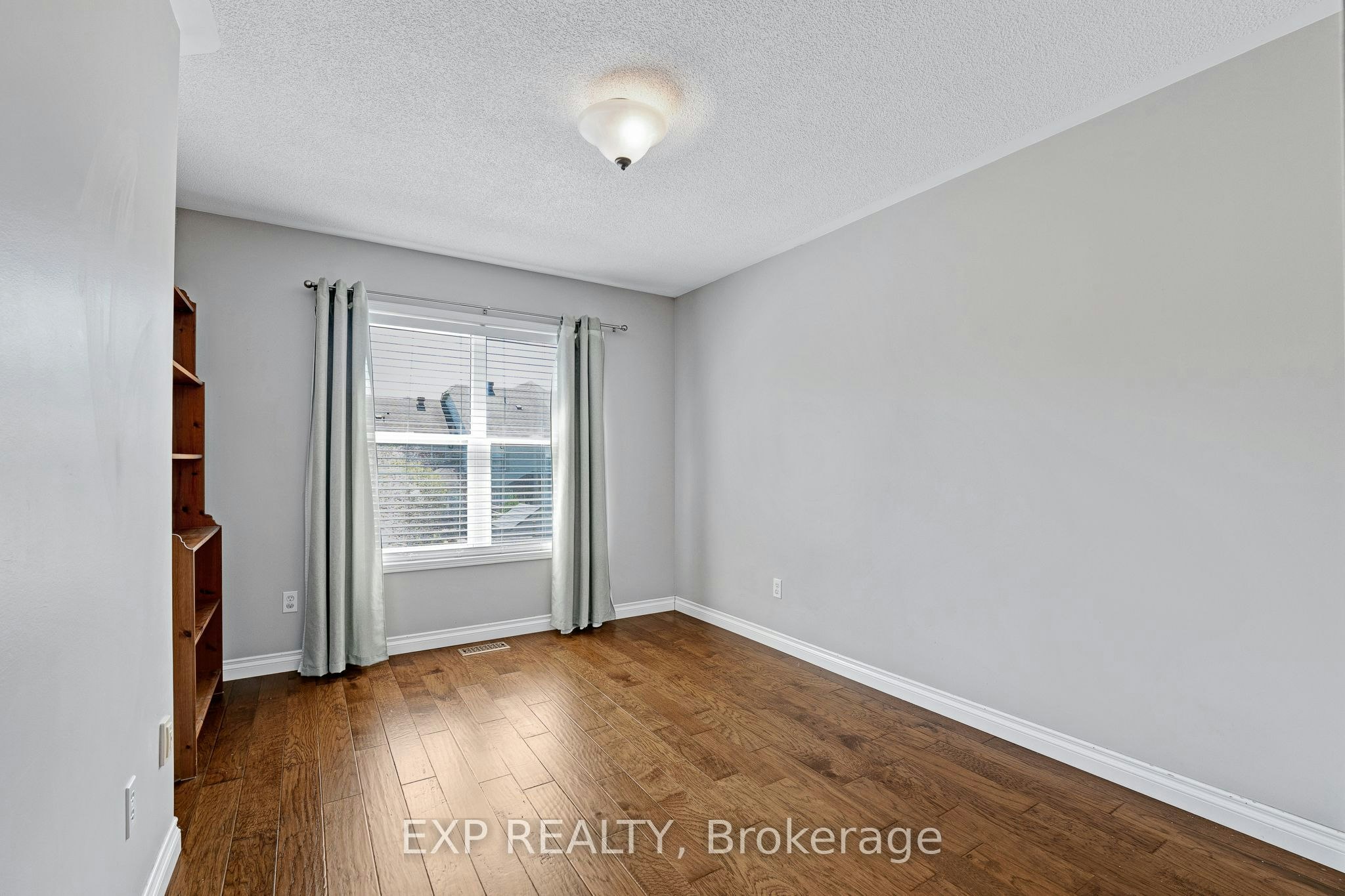 117 Mugford Road, Aurora, ON, L4G 7J5 - 18
