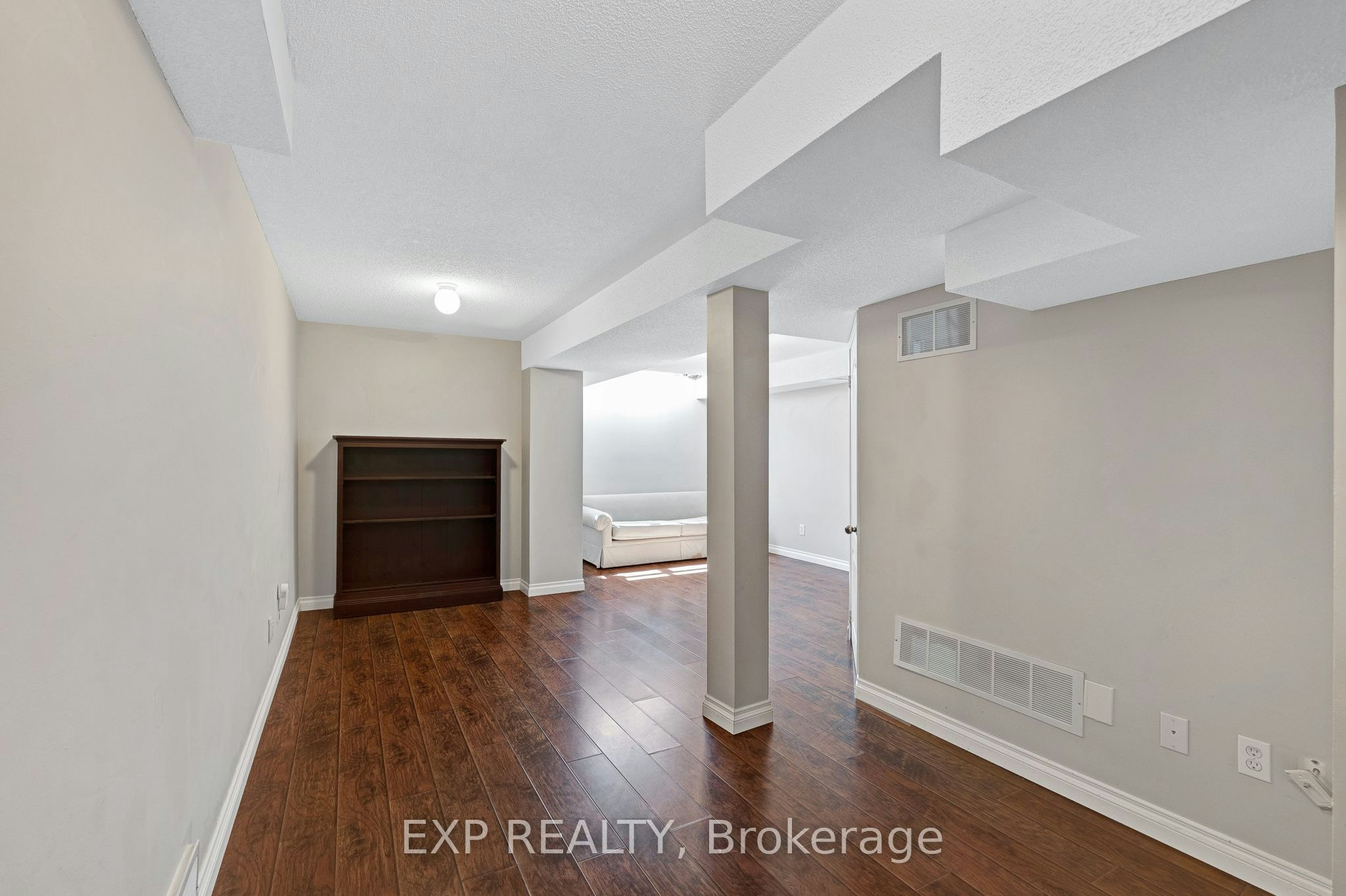 117 Mugford Road, Aurora, ON, L4G 7J5 - 21