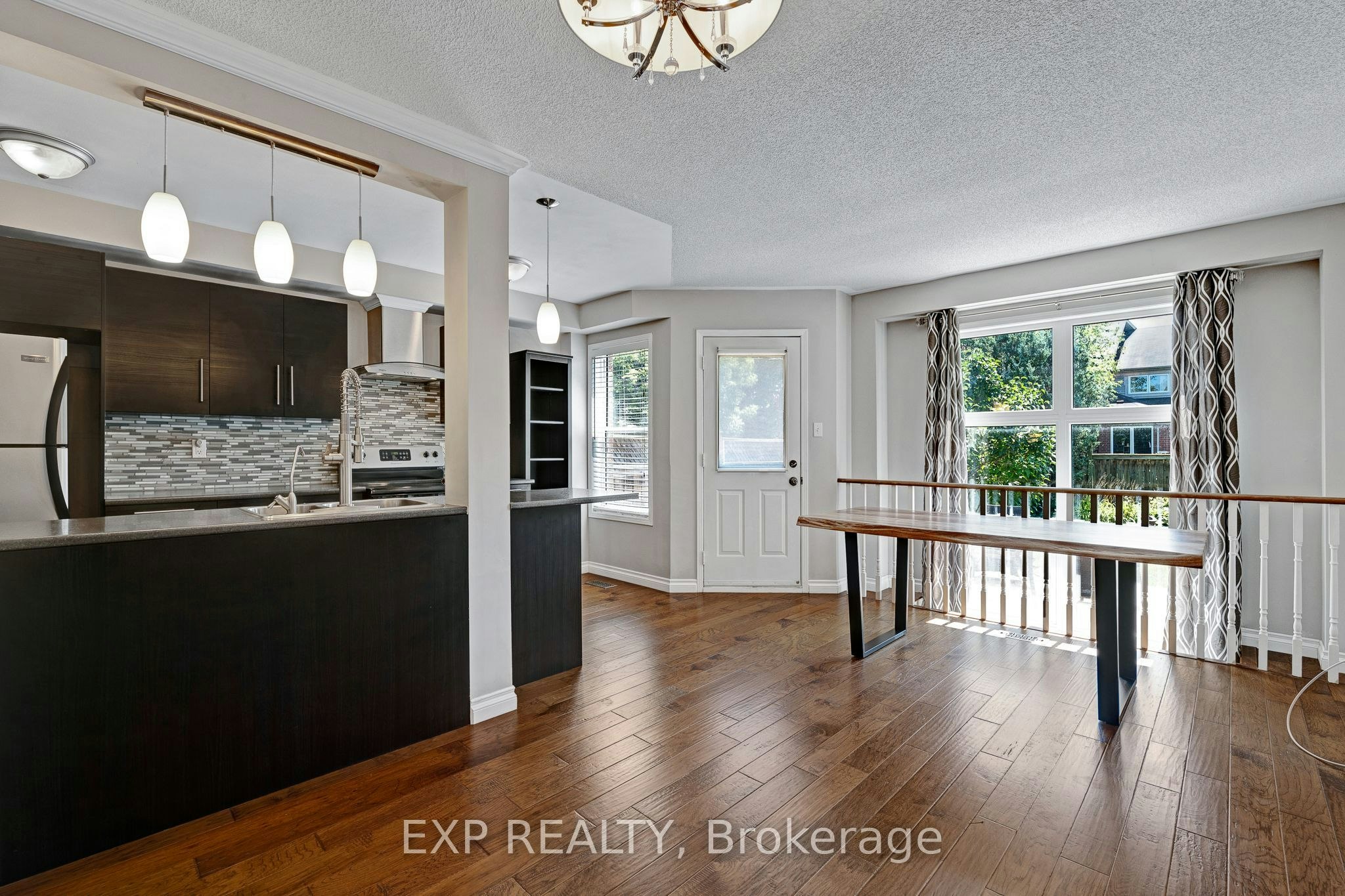 117 Mugford Road, Aurora, ON, L4G 7J5 - 8