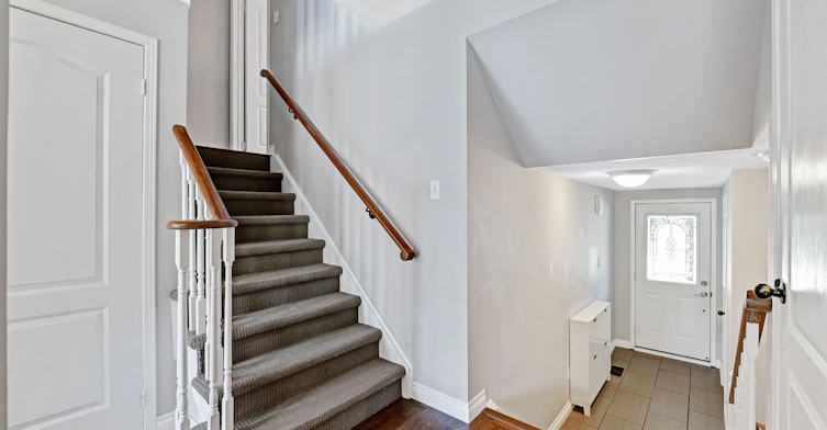 117 Mugford Road, Aurora, ON, L4G 7J5 - 9