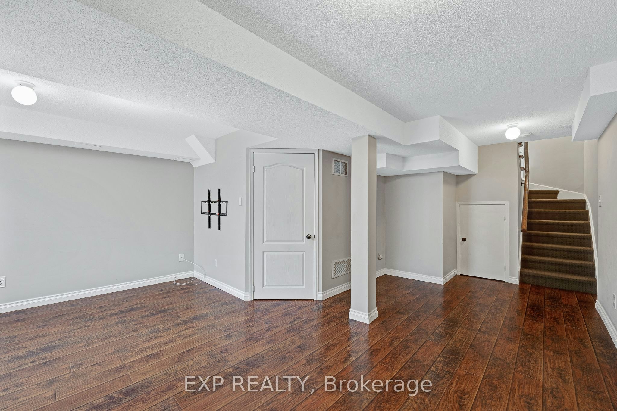 117 Mugford Road, Aurora, ON, L4G 7J5 - 22