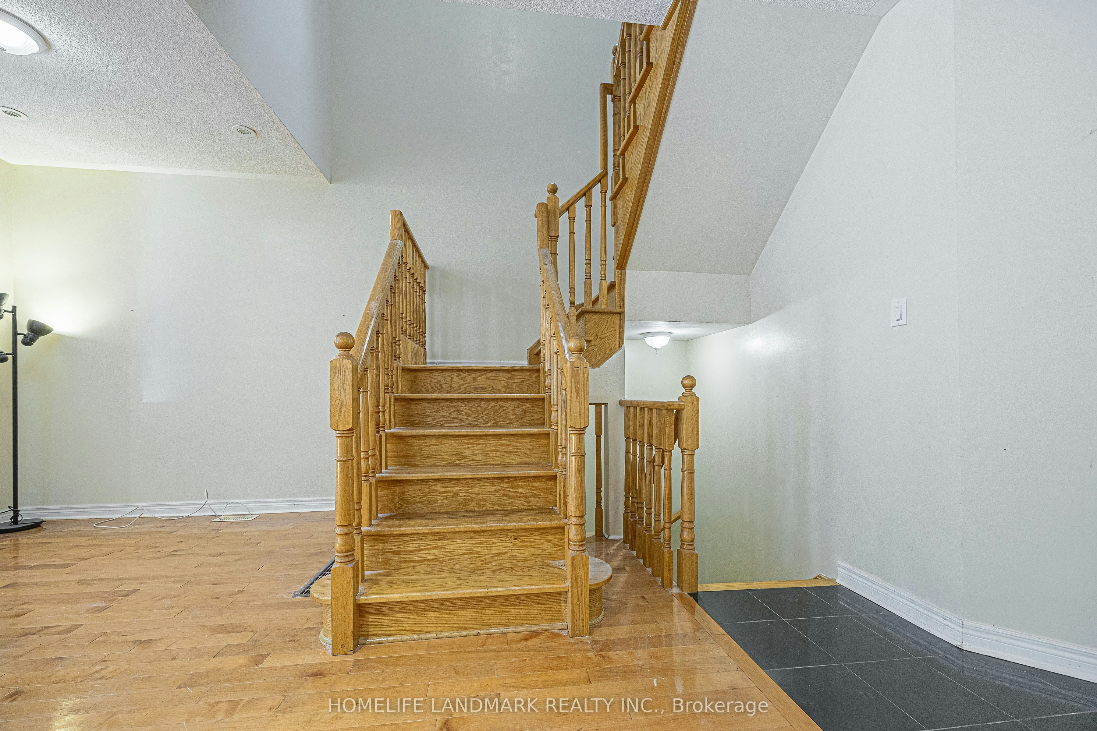 38 Romance Drive, Richmond Hill, ON, L4S 2R7 - 18