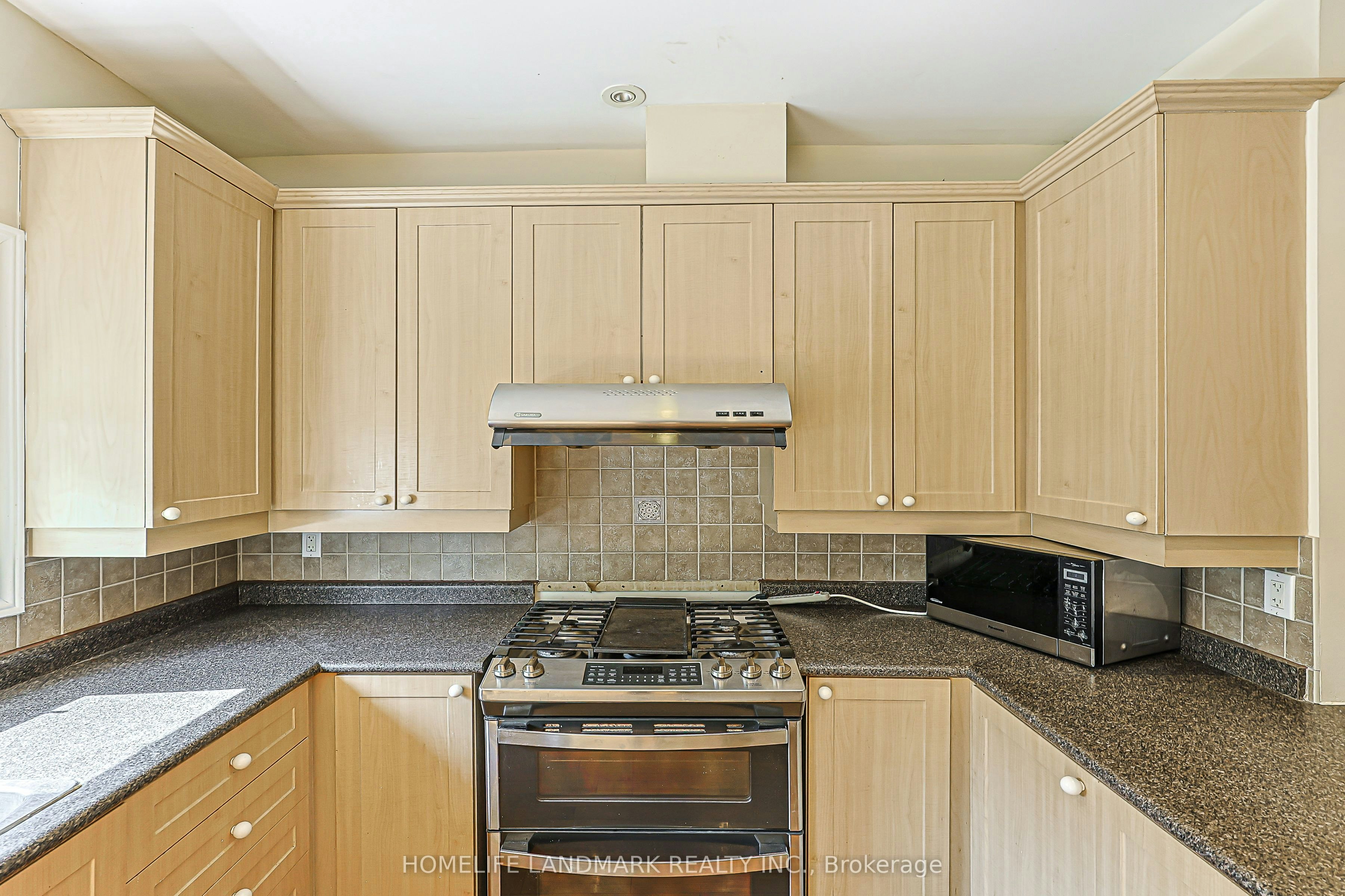 38 Romance Drive, Richmond Hill, ON, L4S 2R7 - 11