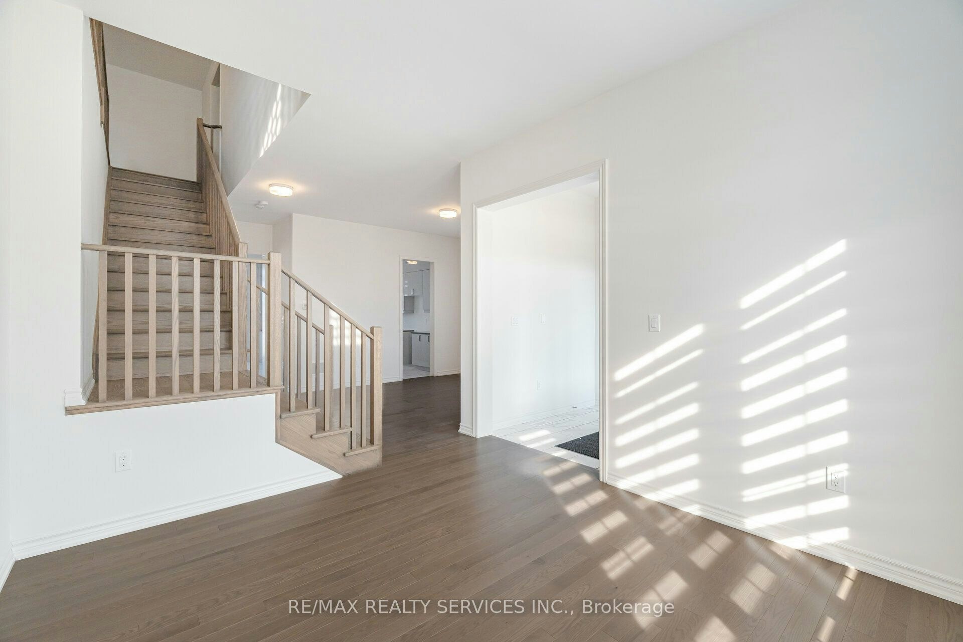 7 Sandhill Crescent N, Adjala-Tosorontio, ON, L0G 1W0 - 6