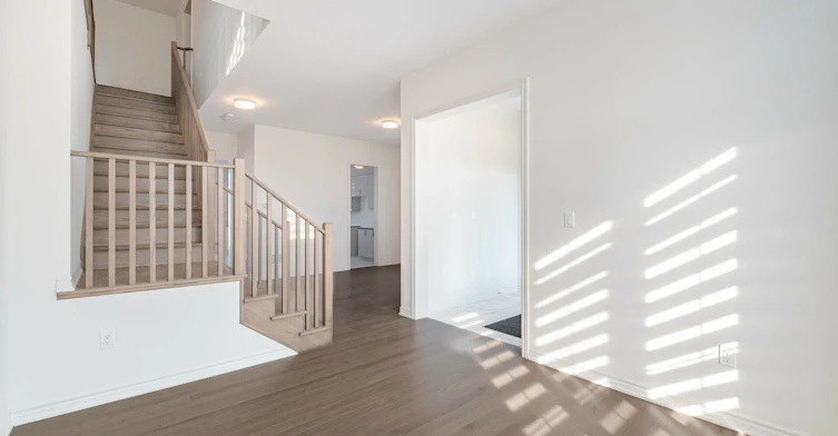 7 Sandhill Crescent N, Adjala-Tosorontio, ON, L0G 1W0 - 6
