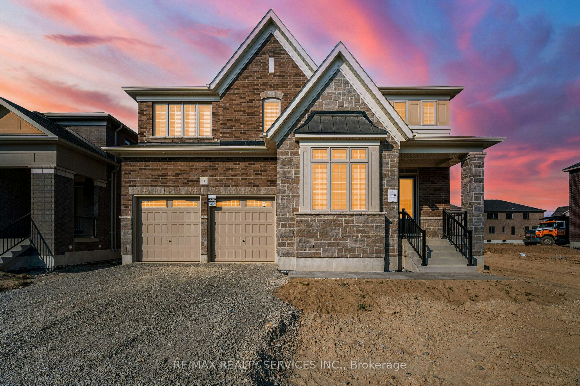 7 Sandhill Crescent N, Adjala-Tosorontio, ON, L0G 1W0