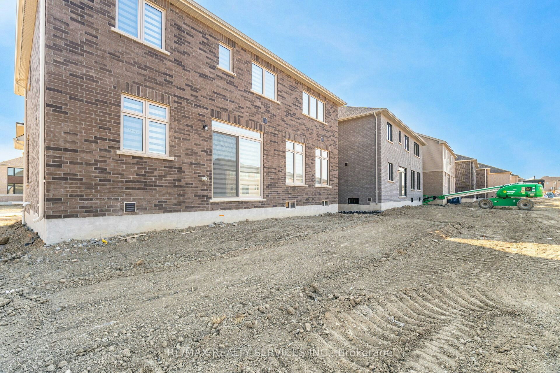 7 Sandhill Crescent N, Adjala-Tosorontio, ON, L0G 1W0 - 38
