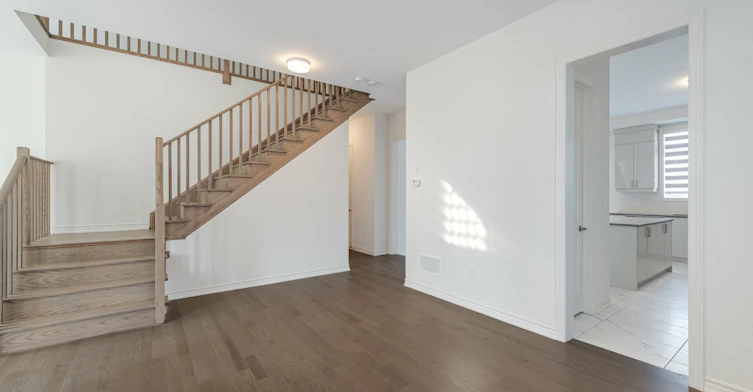 7 Sandhill Crescent N, Adjala-Tosorontio, ON, L0G 1W0 - 11