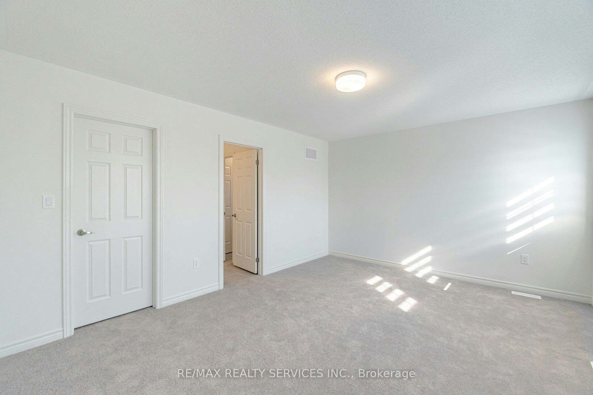 7 Sandhill Crescent N, Adjala-Tosorontio, ON, L0G 1W0 - 33