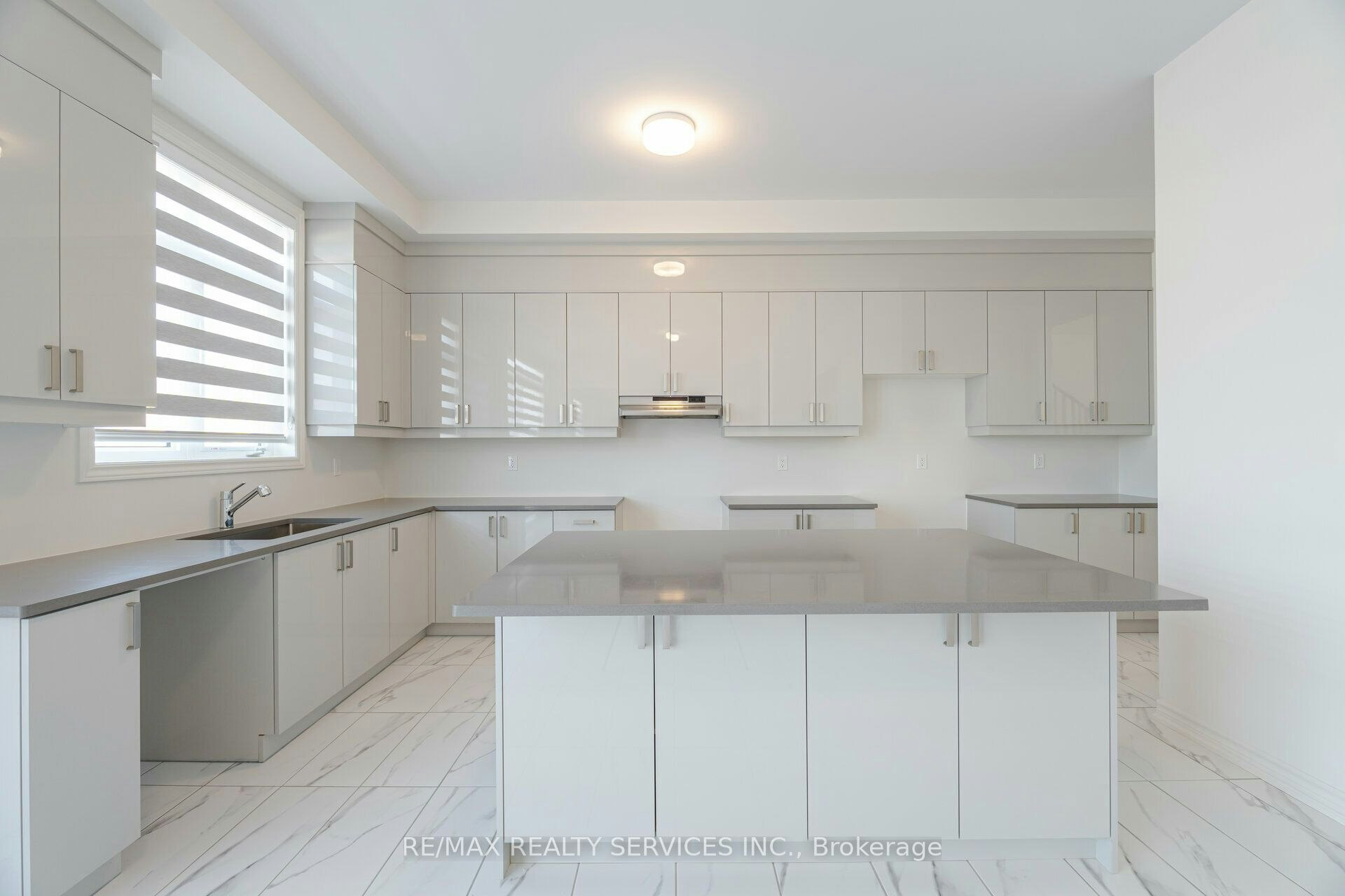 7 Sandhill Crescent N, Adjala-Tosorontio, ON, L0G 1W0 - 13