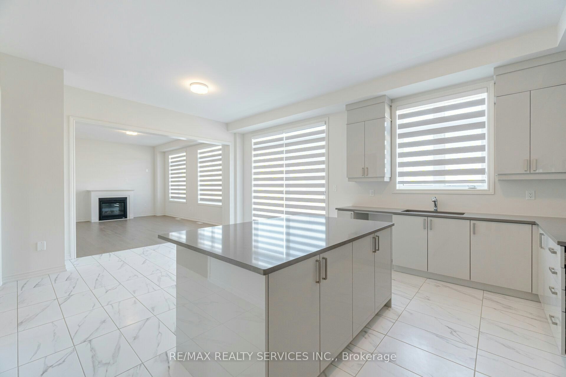 7 Sandhill Crescent N, Adjala-Tosorontio, ON, L0G 1W0 - 14