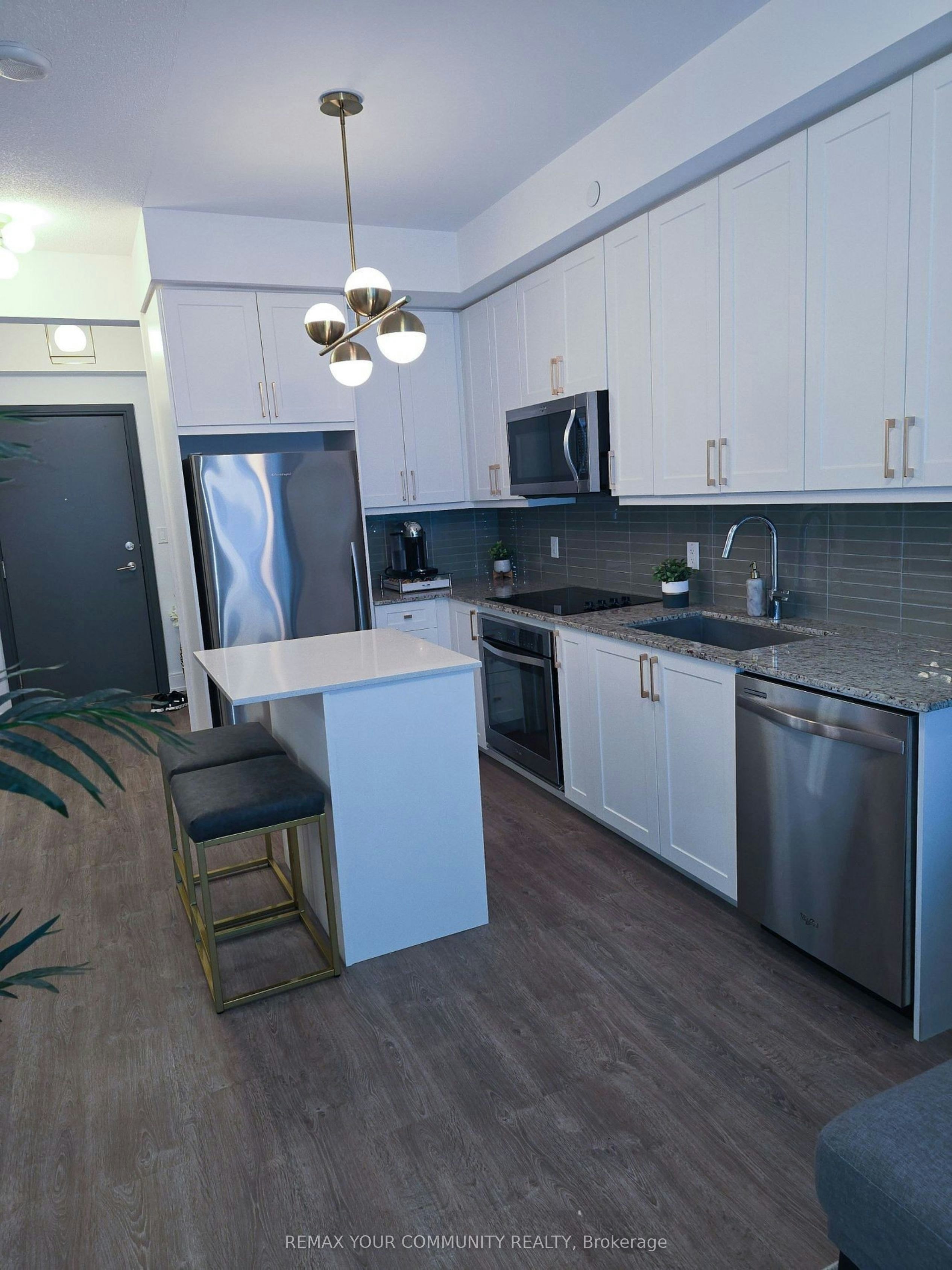 705A-9608 Yonge Street, Richmond Hill, ON, L4C 0X4 - 3