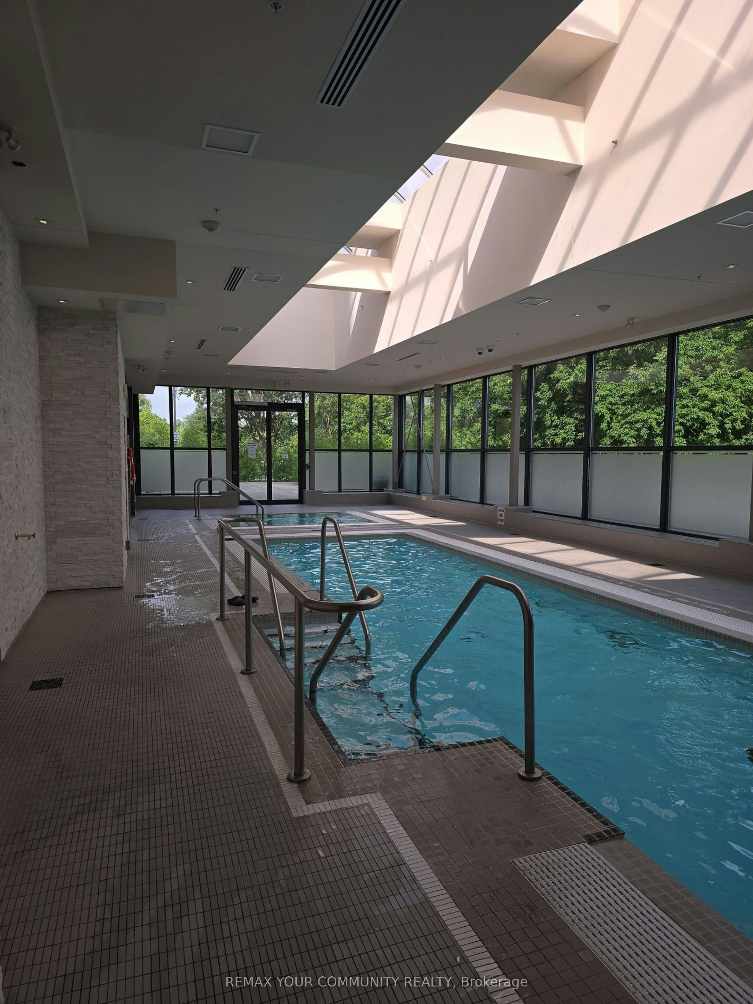 705A-9608 Yonge Street, Richmond Hill, ON, L4C 0X4 - 14