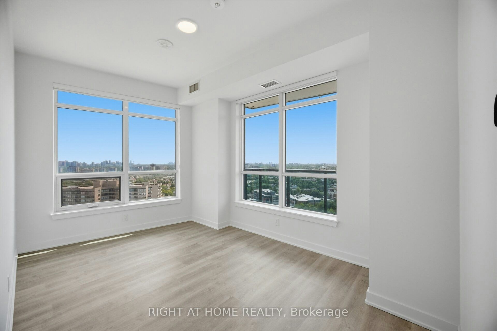 2002-30 Upper Mall Way, Vaughan, ON, L4J 0L7 - 20