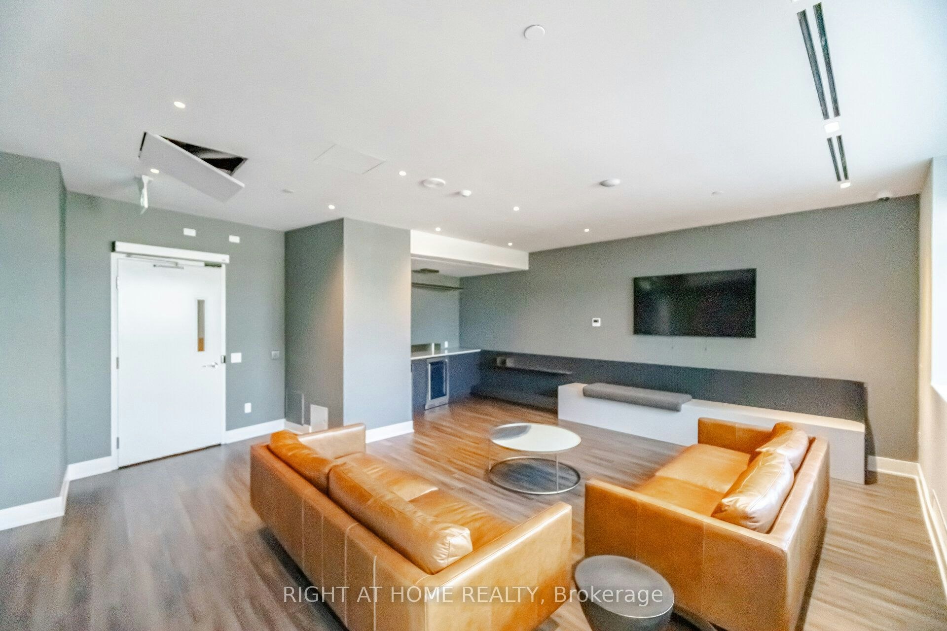 2002-30 Upper Mall Way, Vaughan, ON, L4J 0L7 - 35