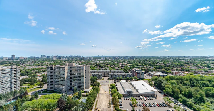 2002-30 Upper Mall Way, Vaughan, ON, L4J 0L7 - 18