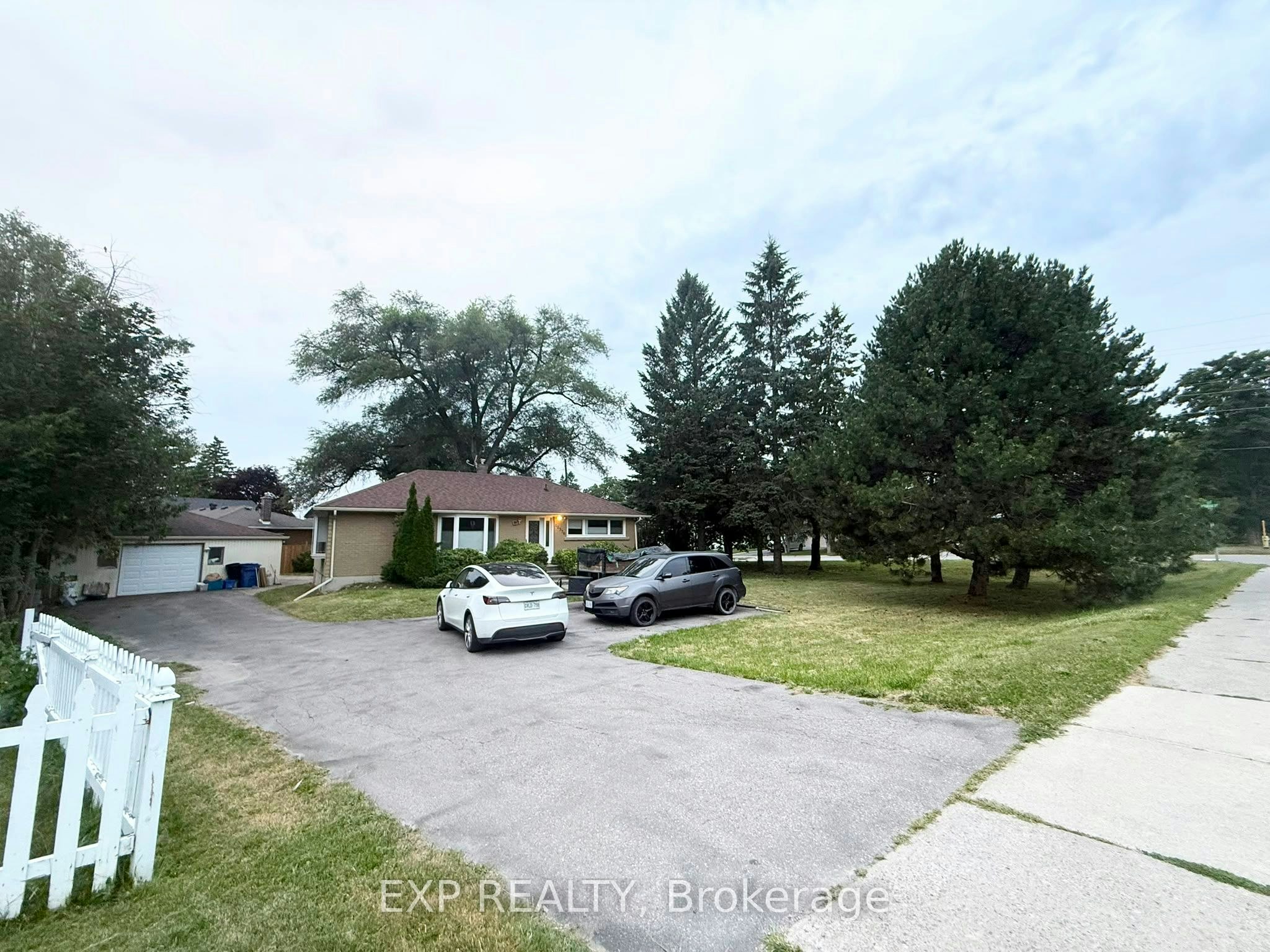 12376 Tenth Line, Whitchurch-Stouffville, ON, L4A 4Z5 - 2