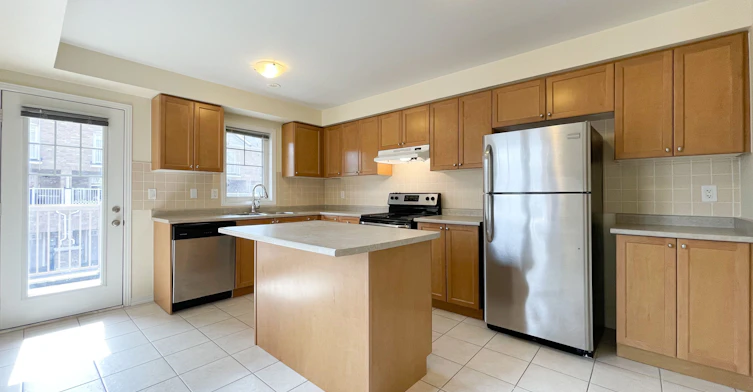 5295 Major Mackenzie Drive E, Markham, ON, L6C 0N3 - 9