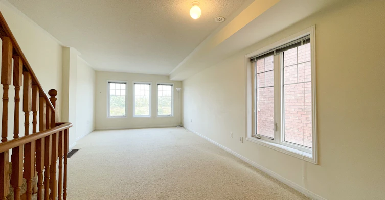 5295 Major Mackenzie Drive E, Markham, ON, L6C 0N3 - 5
