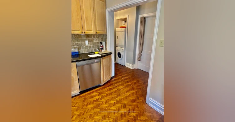 141 Regent Street, Richmond Hill, ON, L4C 9P1 - 5